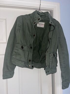 Garage Olive Green Military-Style Utility Jacket
